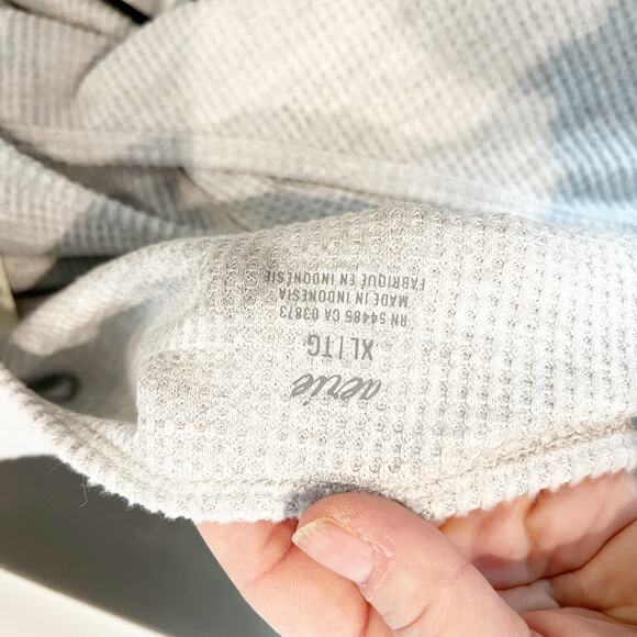 Aerie Gray Long Sleeve Wrap Top - Picture 4 of 9